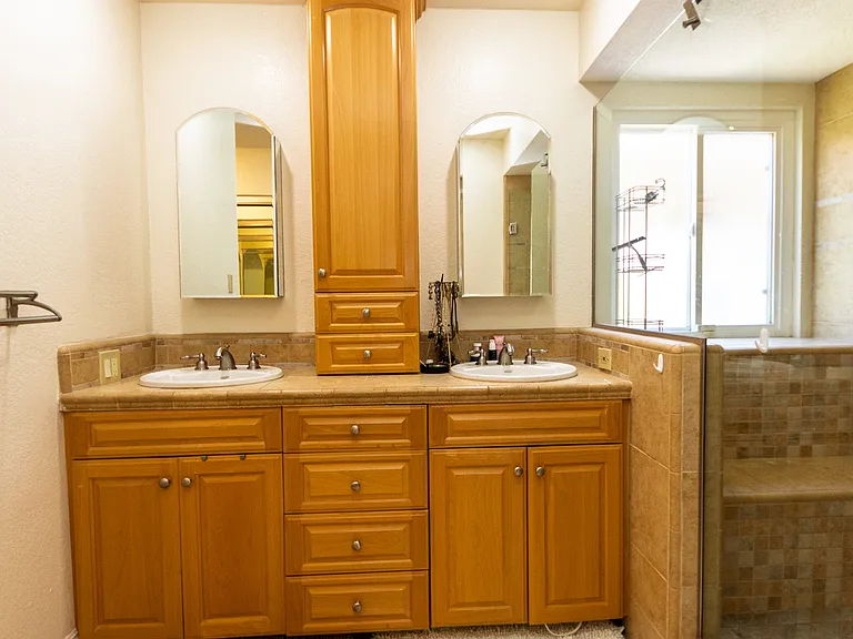 1559 Madrid Dr — Photo 11