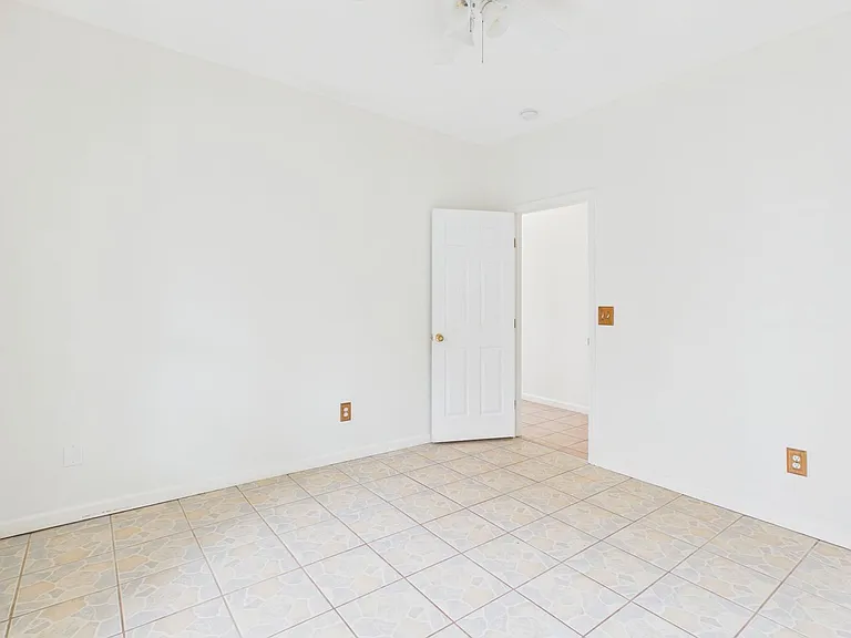 745 N Aldredge St #A — Photo 23