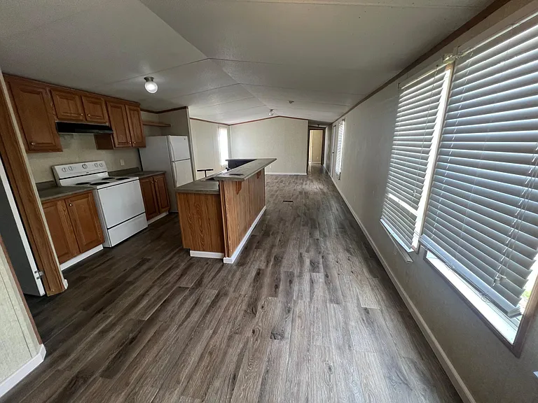1405 Highway 1204 #10 — Photo 4
