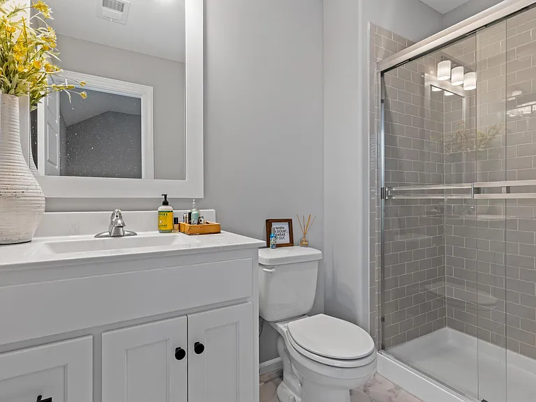 8010 W 166th Ter — Photo 30