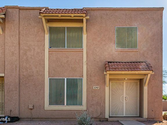 3rd image of 3242 W Las Palmaritas Dr