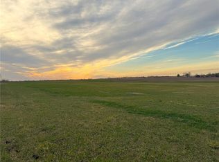 1560 N 100th Rd, Baldwin City, KS 66006