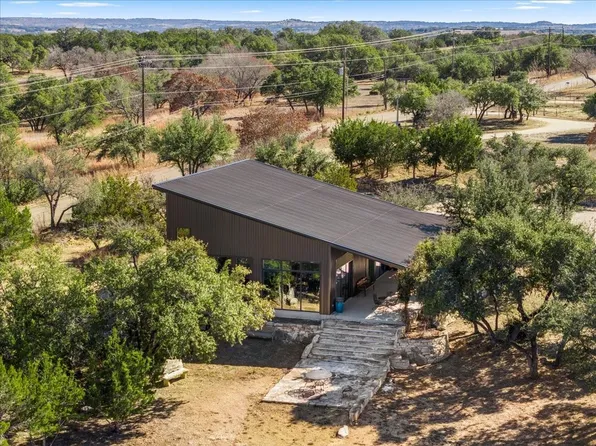 272 Rocky Rd, Hye, TX 78635