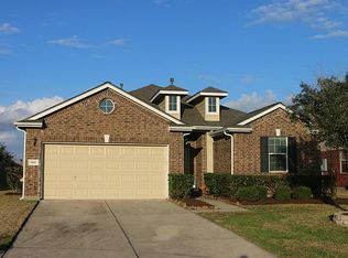 9111 Cavalier Ln, Rosenberg, TX 77469