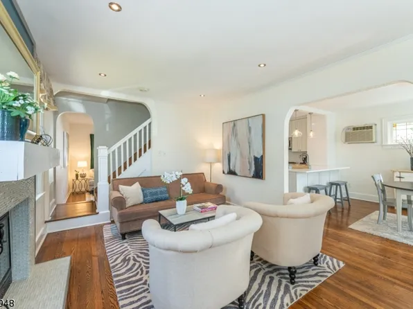 19 Overlook Terrace, Bloomfield Twp., NJ 07003