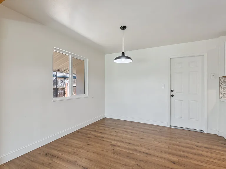 4014 E Buckingham Way — Photo 6