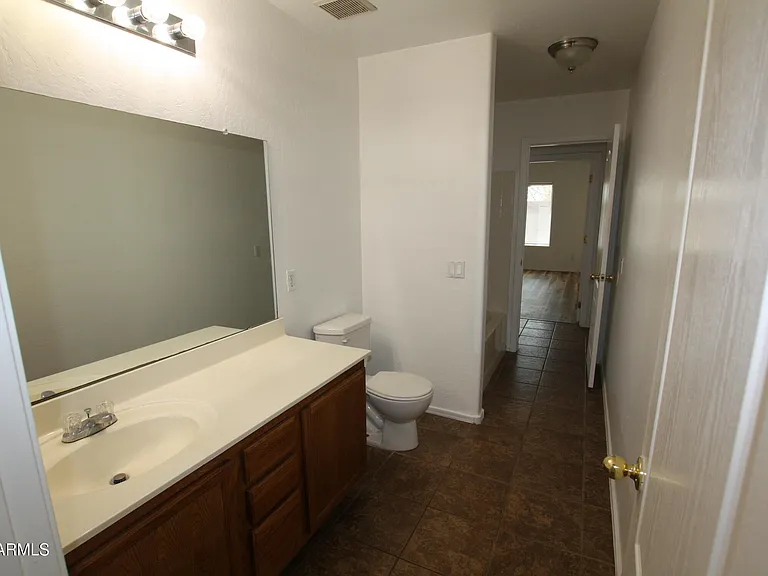 25735 W Elwood St — Photo 15