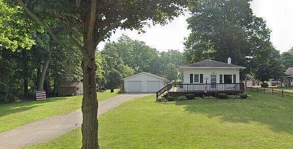 1st image of 15890 16th Ave