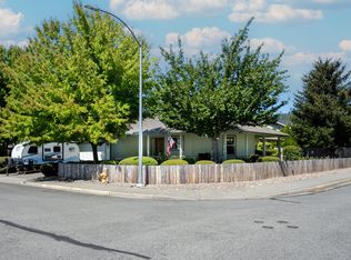 1800 SW J St, Grants Pass, OR 97526