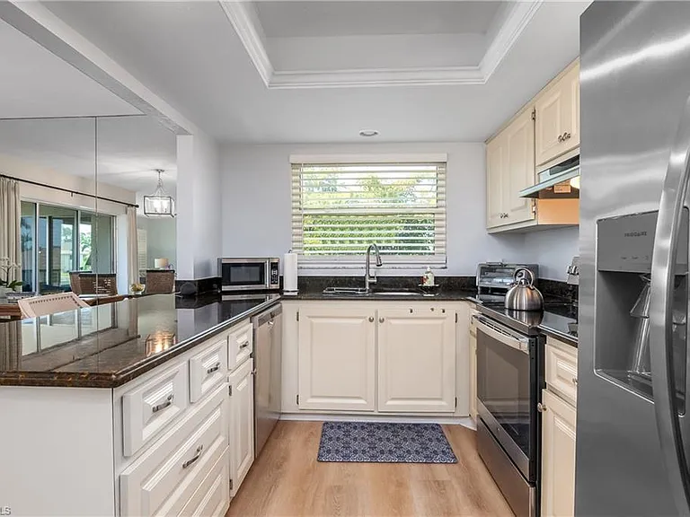 105 Georgetown Blvd #105 — Photo 5