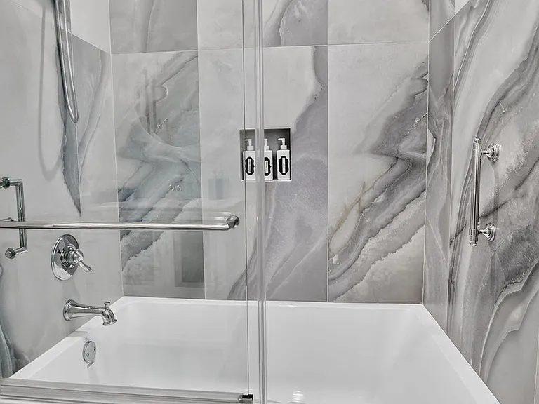 7843 Villa D Este Way — Photo 37
