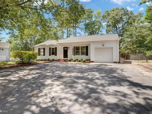615 Beach Blvd, Forked River, NJ 08731