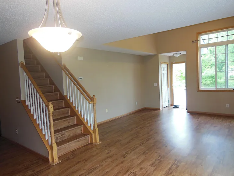 17346 Lilac Ln SE — Photo 6