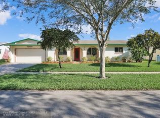 4121 NW 10th St, Pompano Beach, FL 33066