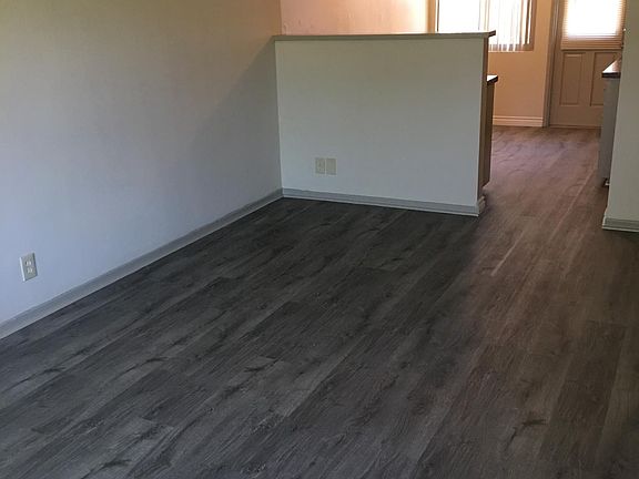 3rd image of 633 S Pasadena Ave APT 24