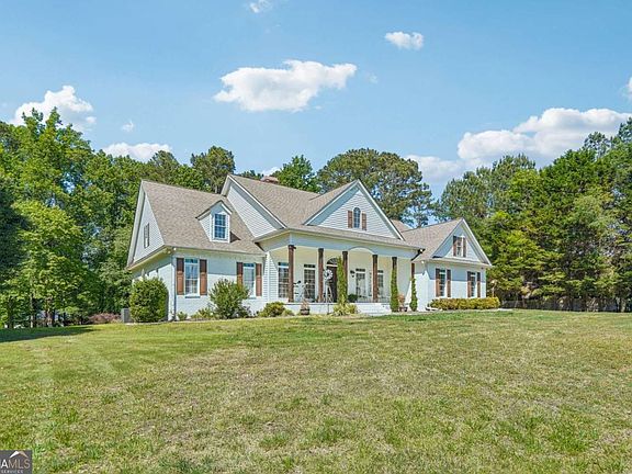 3rd image of 4137 Hiram Lithia Springs Rd