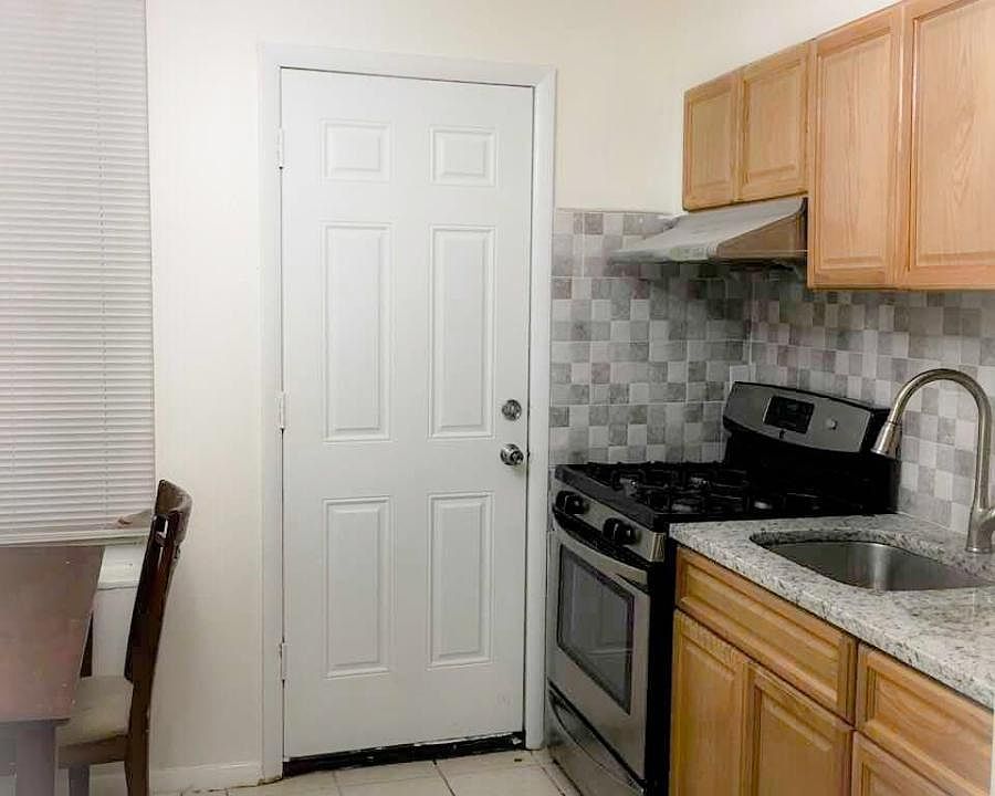 1st image of 2531 S Marshall St
