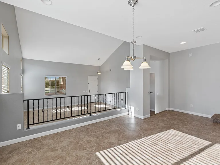 19711 S 192nd Pl — Photo 3