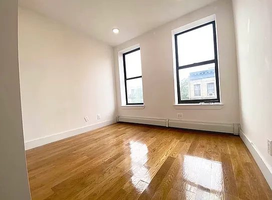 Rented by EastMount Realty LLC | media 9