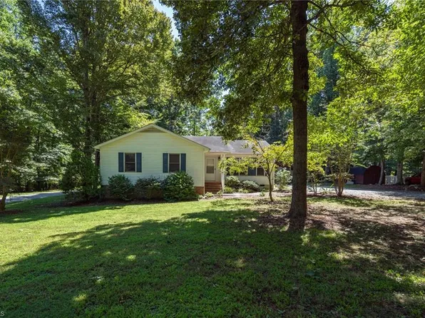 2148 Soapstone Mountain Rd, Staley, NC 27355