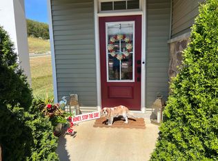 148 Ridgeline Dr, Waynesboro, VA 22980
