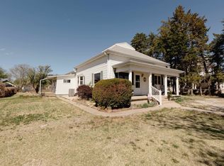 302 Barton St, Stratton, NE 69043
