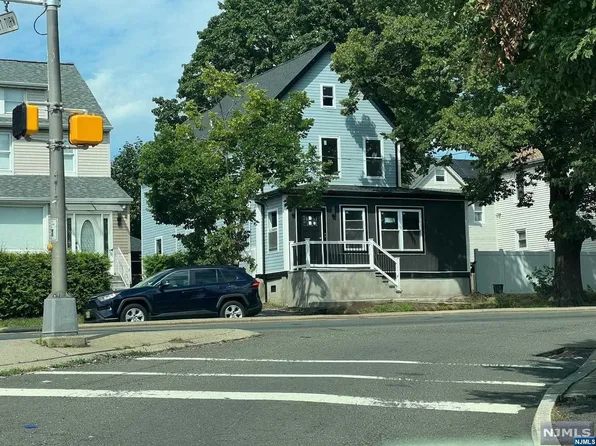16 Winant Ave, Ridgefield Park, NJ 07660