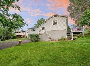 415 Boys Home Rd, Oakdale, PA 15071