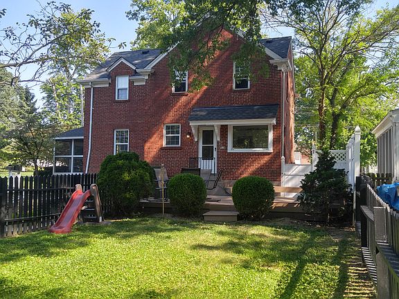 2nd image of 6315 Cambridge Ave