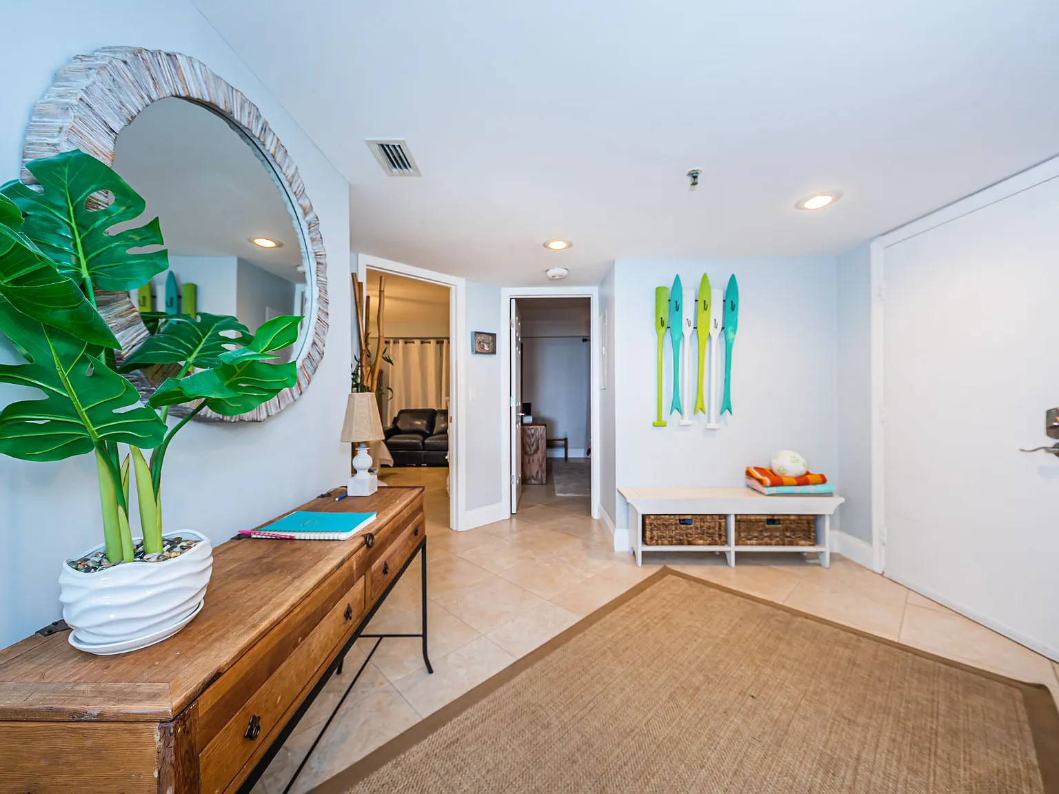 2 bed, 1330 sqft, $9,500 — Photo 4
