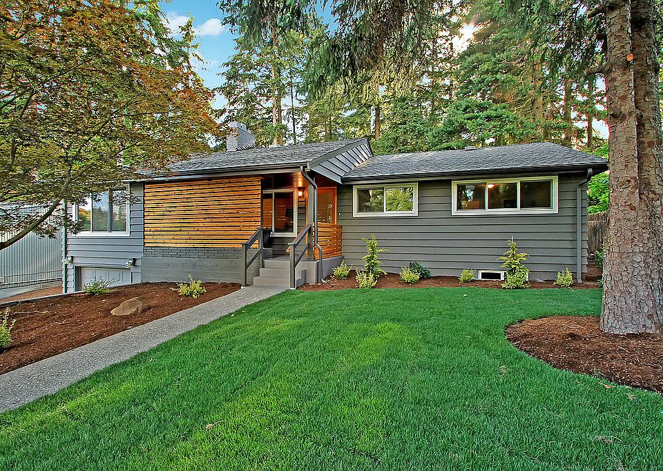 1st image of 17823 25th Ave NE