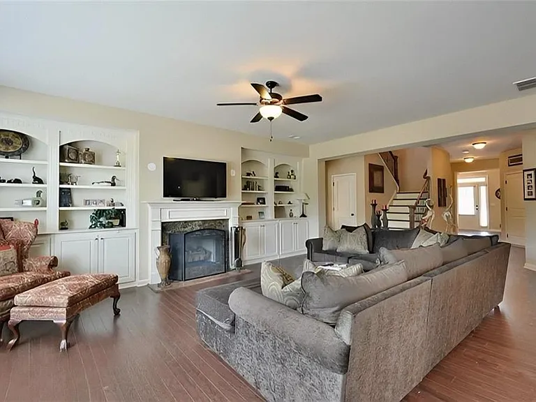 8455 Village School Dr — Photo 7