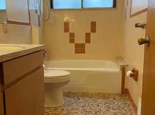 1981 Evaline St, Hamtramck, MI 48212