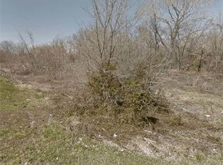 212 1/2 Hill St, Madison, IL 62060