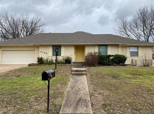 2106 E Foster Dr, Ada, OK 74820