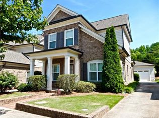 5222 Irving Dr, Charlotte, NC 28216