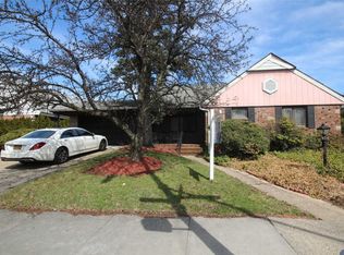 8227 188th St, Hollis, NY 11423