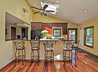 17 Longfellow Rd, Natick, MA 01760