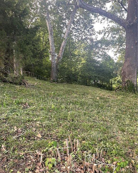 2nd image of 4144 N Mersington Ave