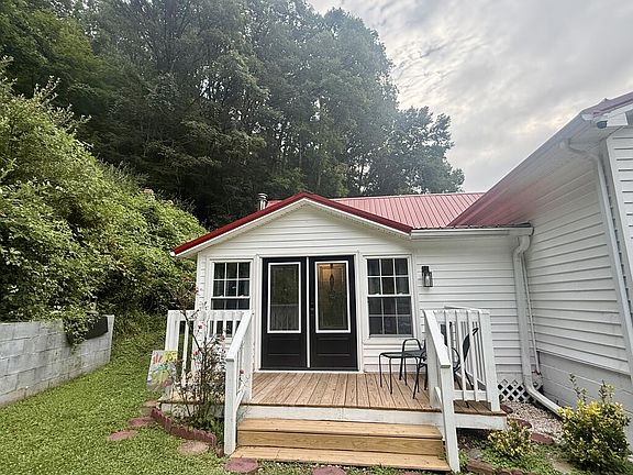 2nd image of 3798 Rich Creek Rd