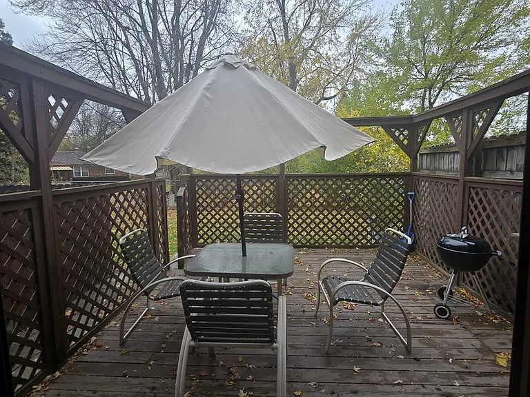 8410 Hickory Dr — Photo 11