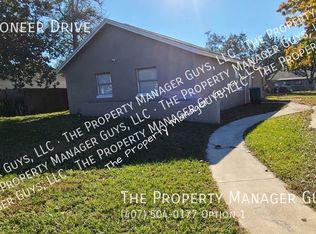 1015 Pioneer Dr, Deltona, FL 32725
