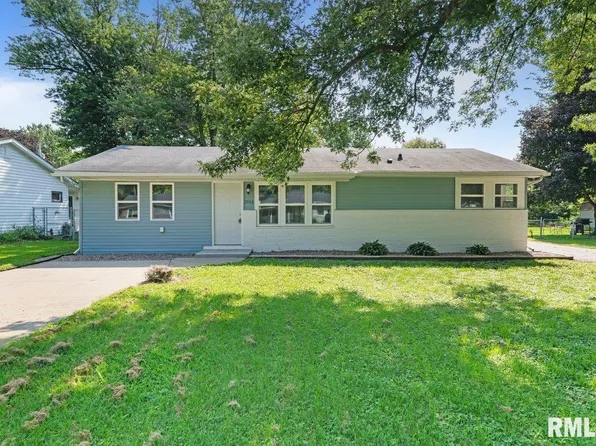 3914 15th St #B, Moline, IL 61265