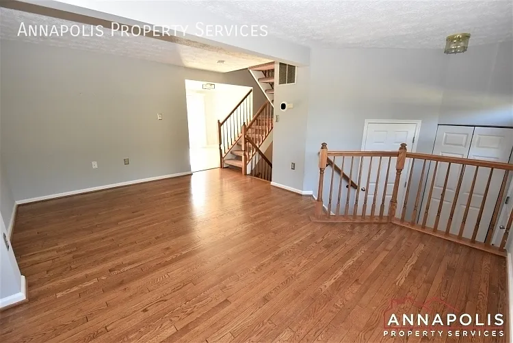 2455 Warm Spring Way — Photo 4