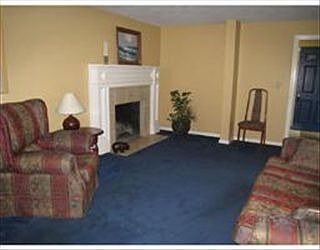 4th image of 155 Granville Ln