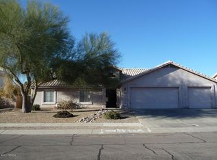 8951 N Veridian Dr, Tucson, AZ 85743
