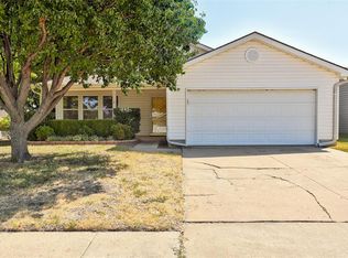15500 Acacia Rd, Oklahoma City, OK 73170