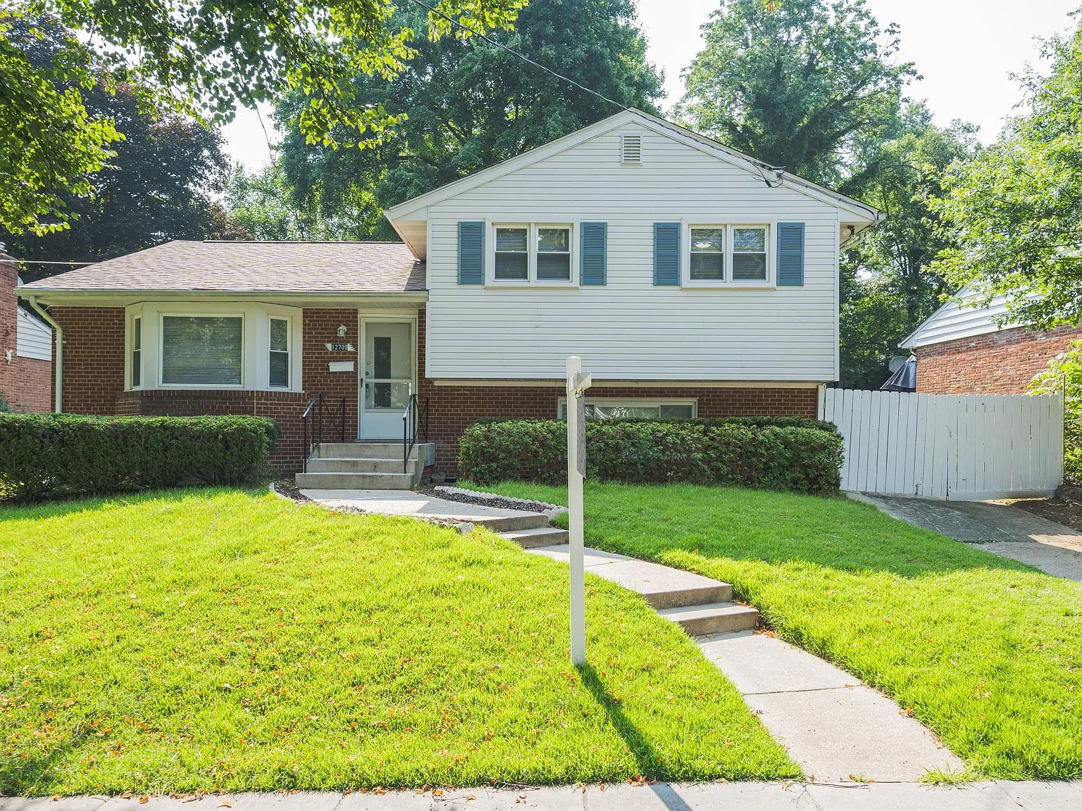 4 bed, 1218 sqft, $3,195 — Photo 1