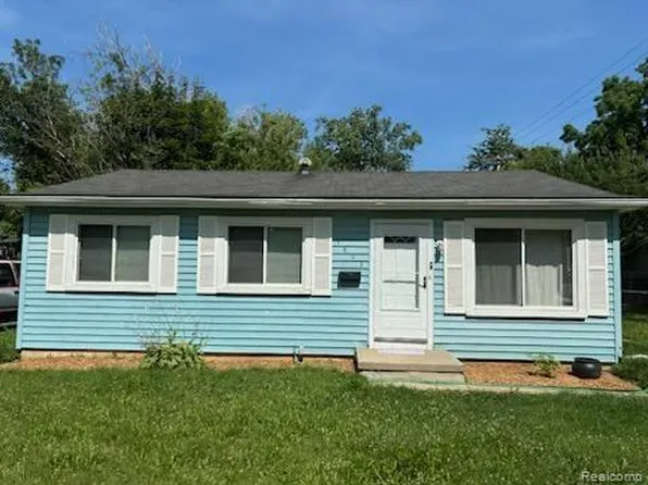 1693 Conway Ave, Ypsilanti, MI 48198
