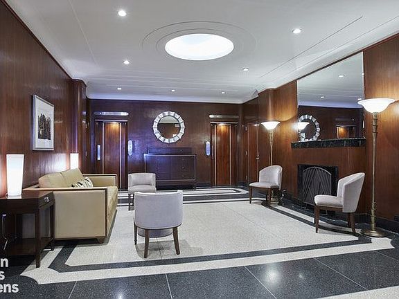 4th image of 1150 Park Ave #12A